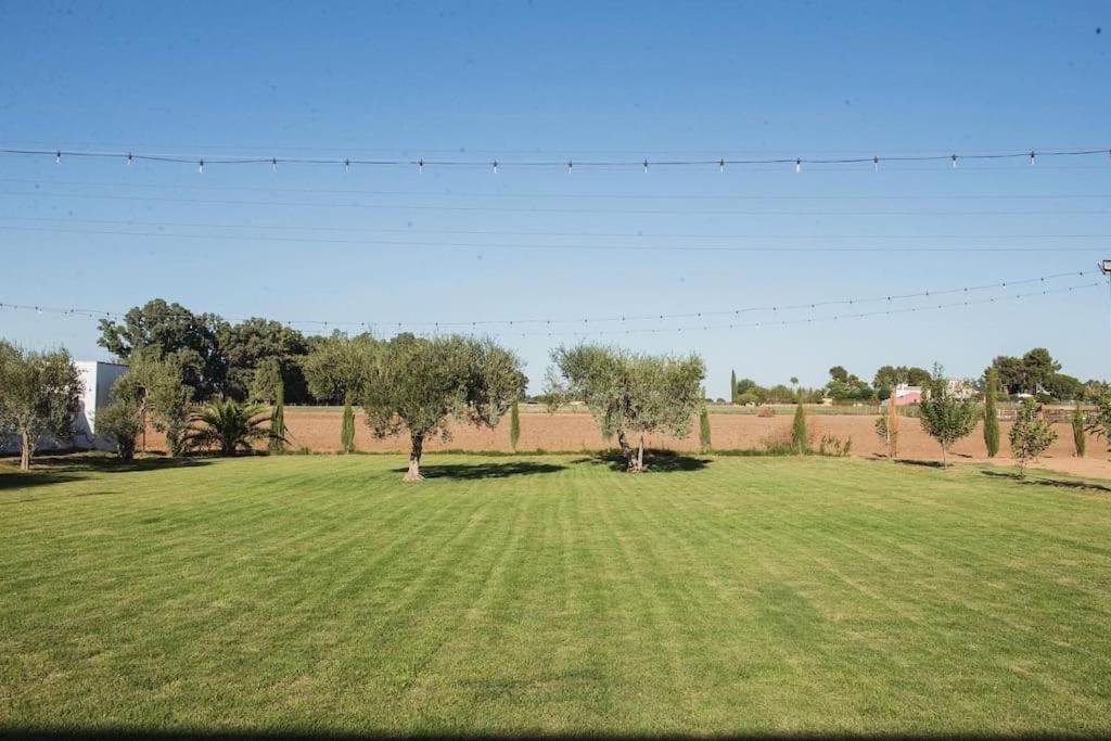Finca Campo Alegre Villa Utrera Exterior photo